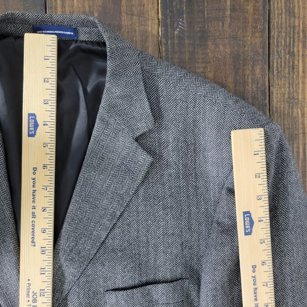 Stafford Essentials Men's Sport‎ Coat Blazer Three Button Gray Herringbone 44L